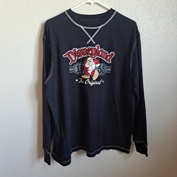 Disney Parks Mens Snow White Dwarf Grumpy Longsleeve Tee Size Large - Picture 1 of 7